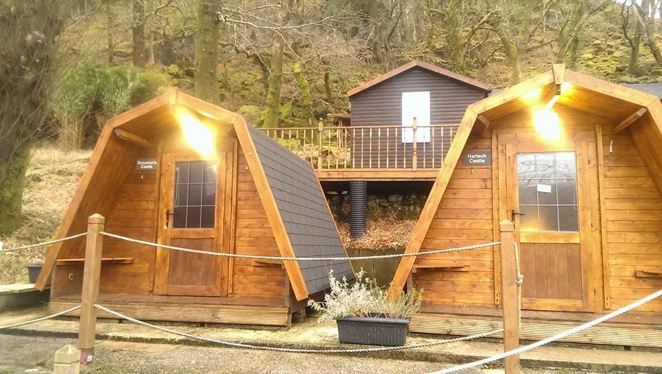 Bryn Dinas Camping Pods Ltd. Hotel เบดด์เกอเลิร์ท ภายนอก รูปภาพ